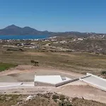 Leuki * Adamantas (Milos)